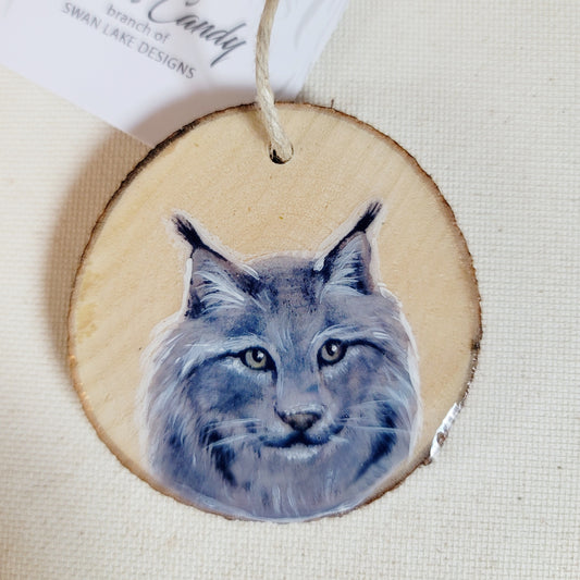 Lynx - wood slice, hand made ornament